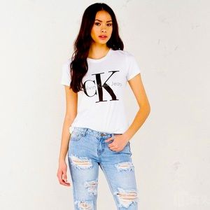 CK Women’s T-shirt